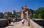 Brücke und gotische Kathedrale